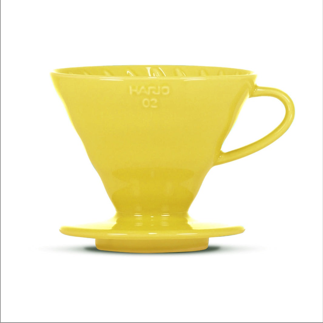 Hario V60 i håndlaget keramikk