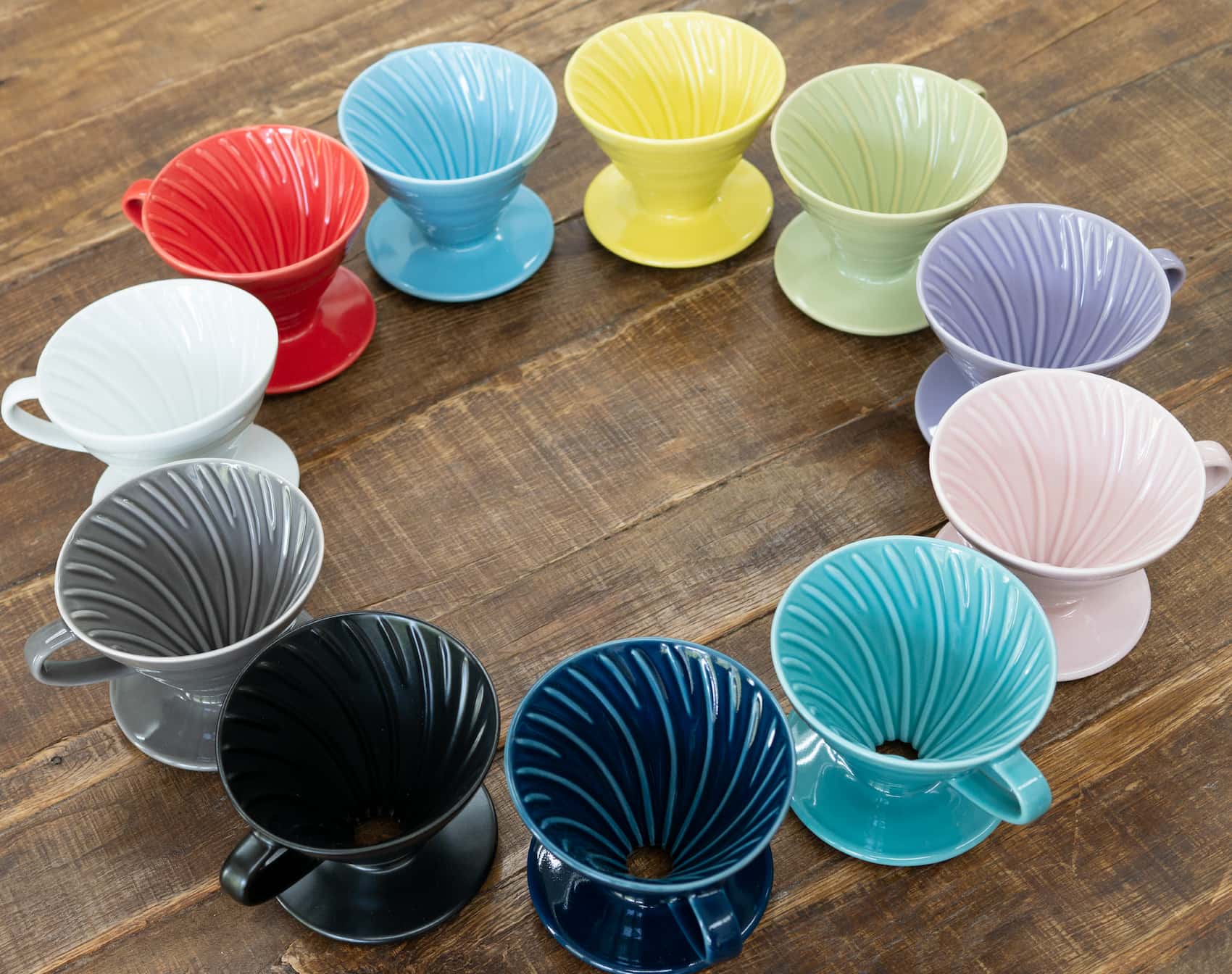 Hario V60 i håndlaget keramikk