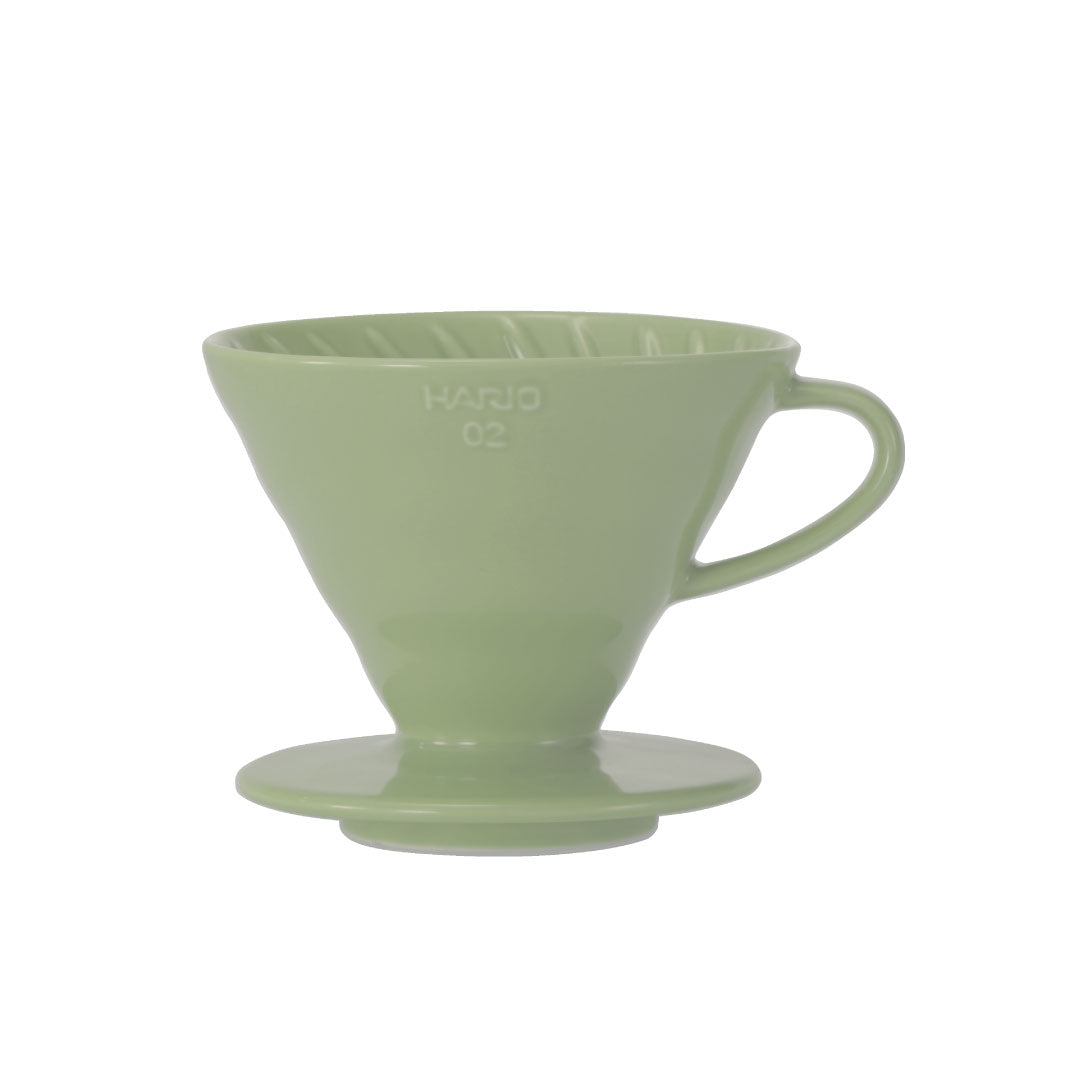 Hario V60 i håndlaget keramikk